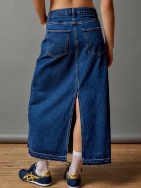 BDG Theo Denim A-Line Midi Skirt Raw Hem
